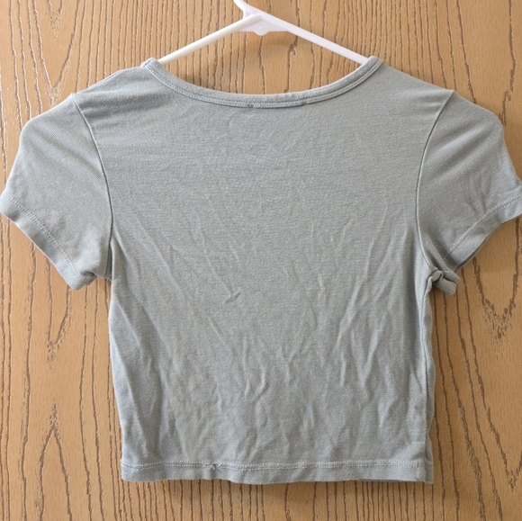 Zara Cropped Sage Green Tee sz S - Picture 3 of 4